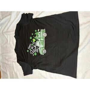 Black St. Patrick's Day Graphic T-Shirt Large